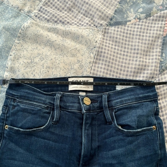 FRAME Le High Skinny Jeans in Silver Spring - Picture 9 of 13